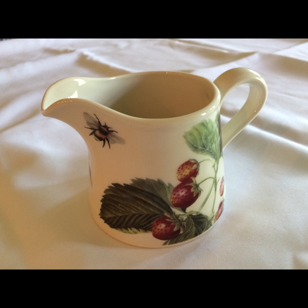 Spode creamer